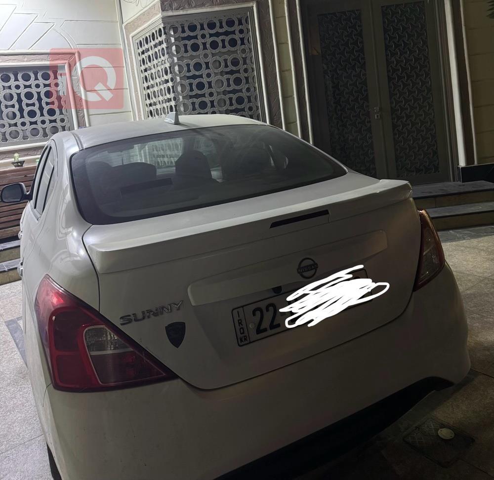 نیسان سەنی